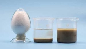 البولي إلكتروليت الكاتيوني والأنّيوني دليل كامل حول طريقة الاستخدام الصحيحة في معالجة المياه ومياه الصرف